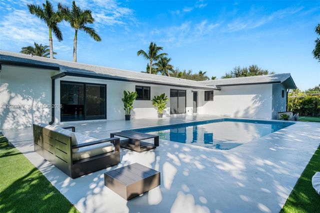 9600 SW 147th St, Miami, FL 33176