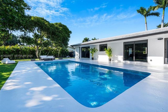 9600 SW 147th St, Miami, FL 33176