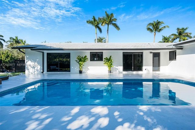 9600 SW 147th St, Miami, FL 33176