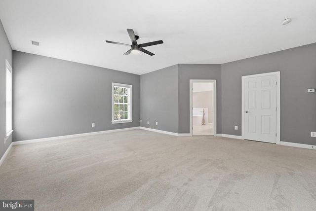 3444 STRATFORD DR, Jeffersonton, VA 22724