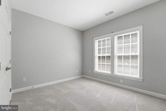 3444 STRATFORD DR, Jeffersonton, VA 22724
