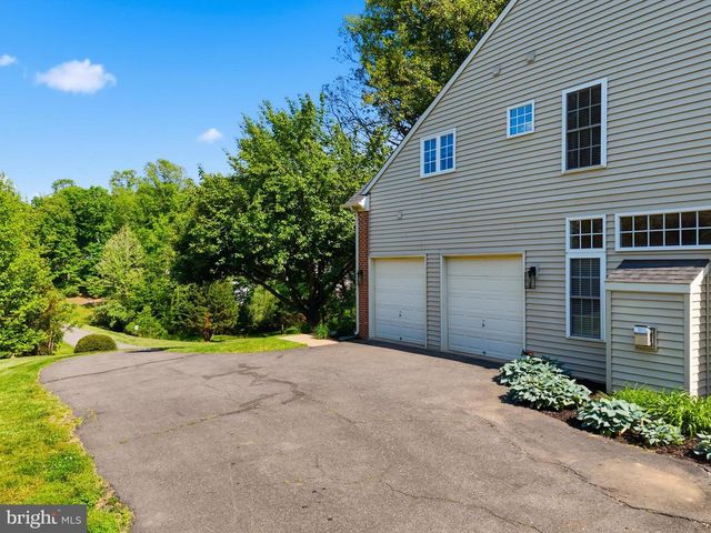 3444 STRATFORD DR, Jeffersonton, VA 22724