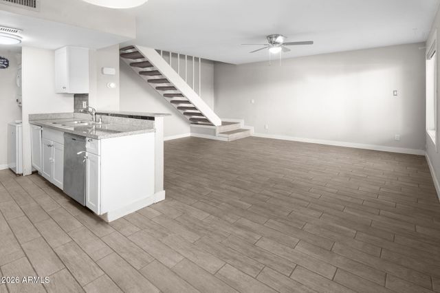 2132 W GLENROSA Avenue C85, Phoenix, AZ 85015