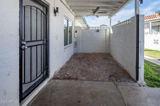 2132 W GLENROSA Avenue C85, Phoenix, AZ 85015