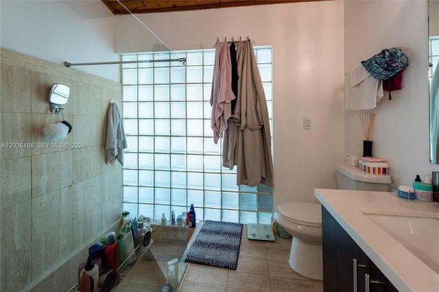 921 Bayberry Point Dr 0, Plantation, FL 33324