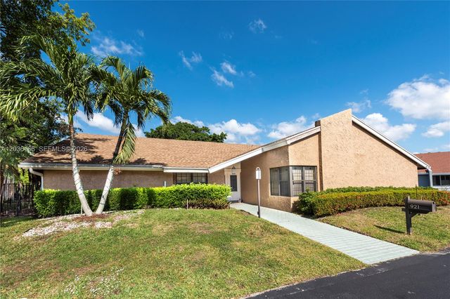 921 Bayberry Point Dr 0, Plantation, FL 33324