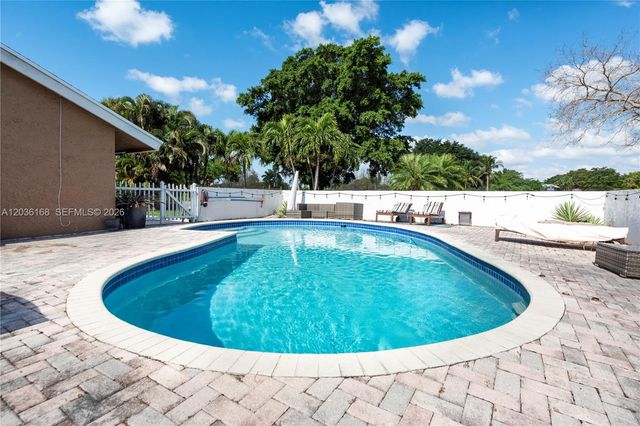 921 Bayberry Point Dr 0, Plantation, FL 33324