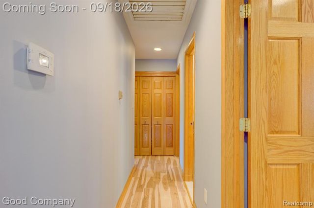 9035 Houghton Street, Livonia, MI 48150
