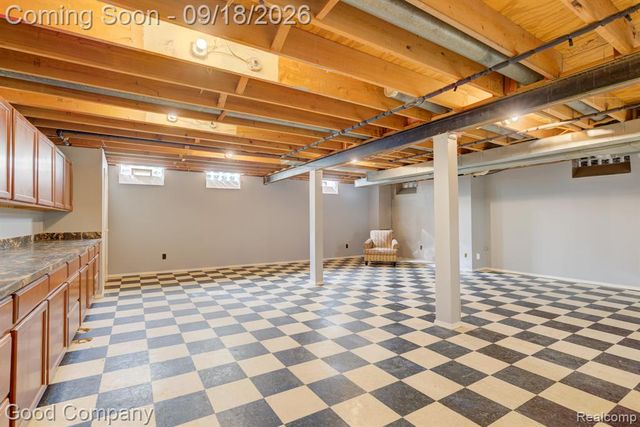 9035 Houghton Street, Livonia, MI 48150