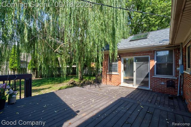 9035 Houghton Street, Livonia, MI 48150