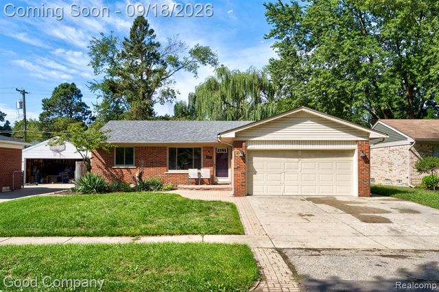 9035 Houghton Street, Livonia, MI 48150