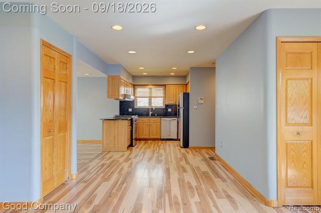 9035 Houghton Street, Livonia, MI 48150