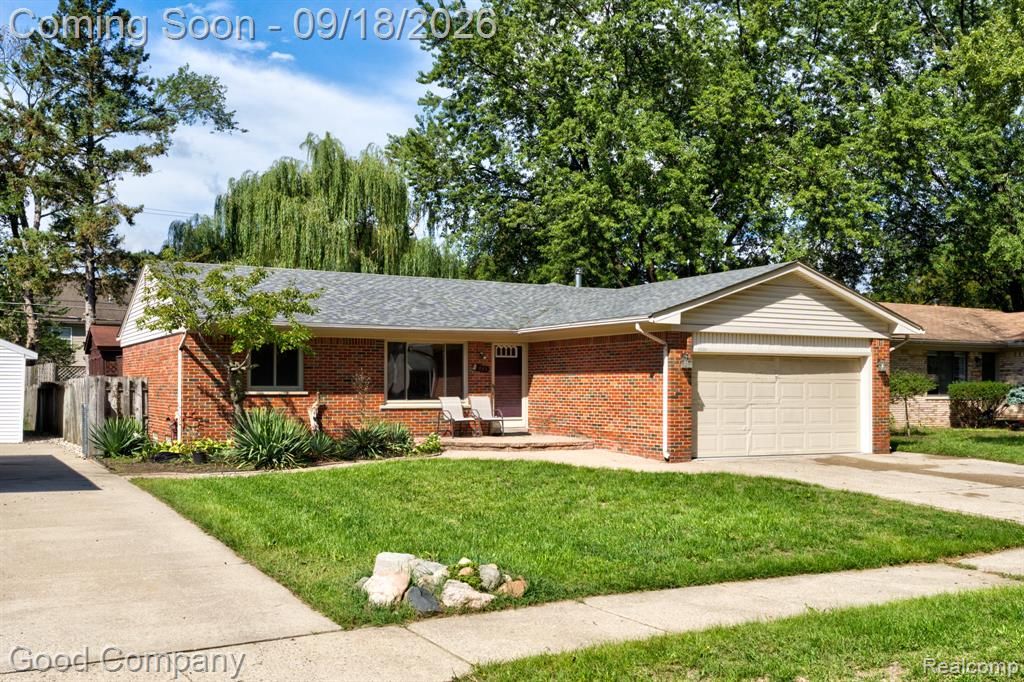 9035 Houghton Street, Livonia, MI 48150