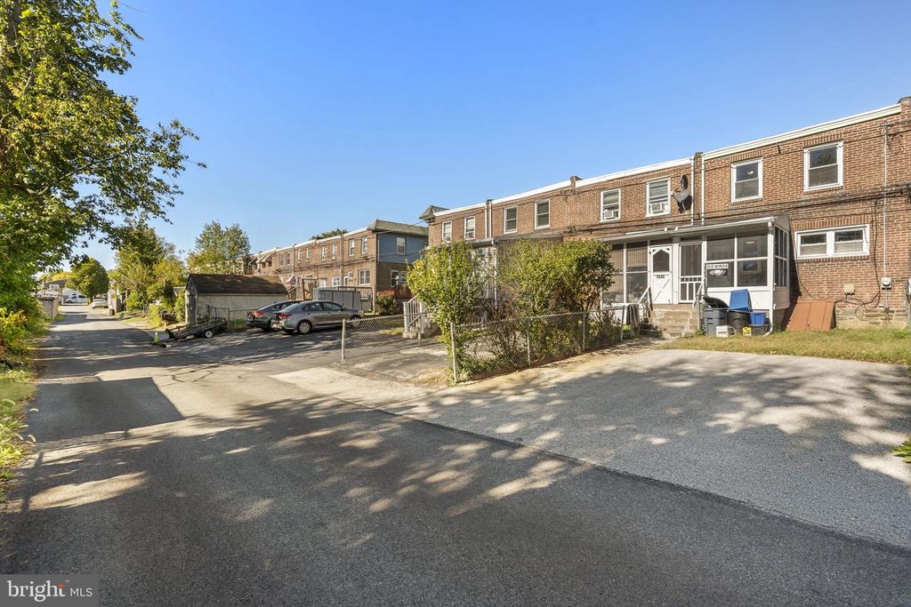 1543 GLEN AVE, Folcroft, PA 19032