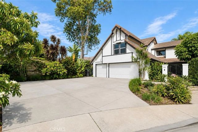 28 Cambridge, Irvine, CA 92620
