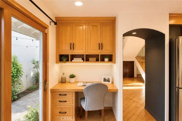 28 Cambridge, Irvine, CA 92620