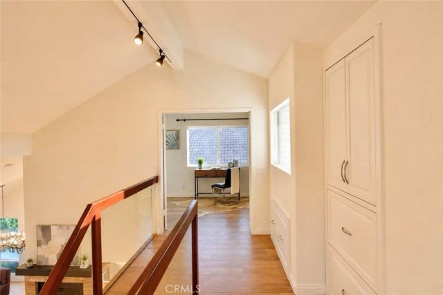 28 Cambridge, Irvine, CA 92620