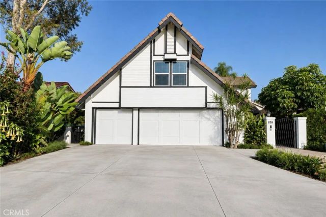 28 Cambridge, Irvine, CA 92620