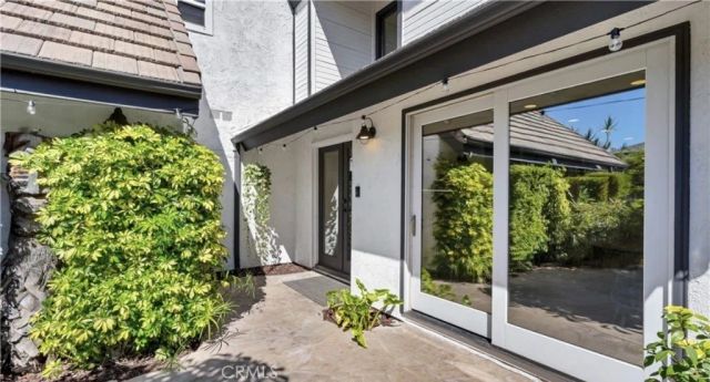 28 Cambridge, Irvine, CA 92620