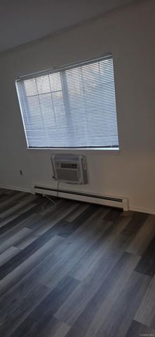 29 Brittany Drive, Middletown, NY 10940