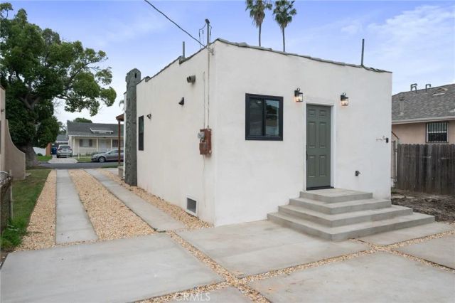 745 W 106th, Los Angeles, CA 90044