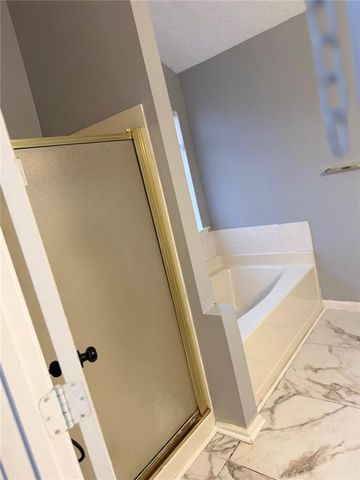 5400 Durham Ridge Court, Lilburn, GA 30047