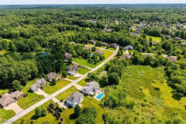 522 Tanglewood Trail, Cuyahoga Falls, OH 44223