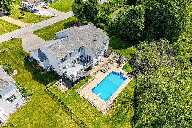 522 Tanglewood Trail, Cuyahoga Falls, OH 44223