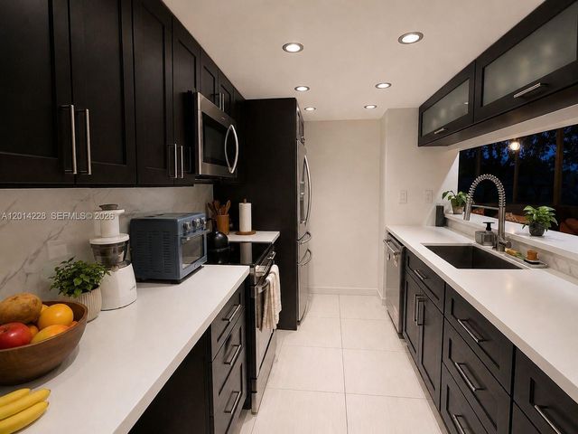 21075 NE 34th Avenue 3032, Aventura, FL 33180