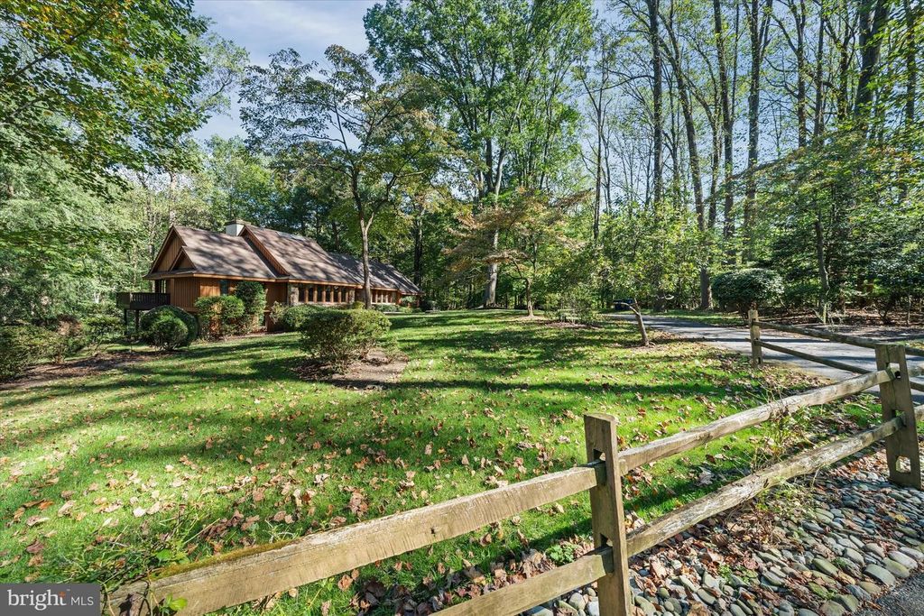 15 QUAIL CROSSING DR, Wilmington, DE 19807