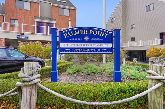 7 River Road 310, Greenwich, CT 06850