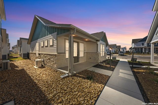 2150 Hofstaat # 77, New Braunfels, TX 78130