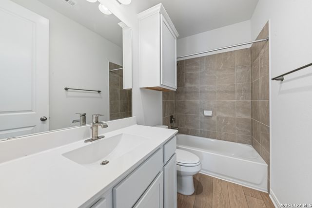 2150 Hofstaat # 77, New Braunfels, TX 78130