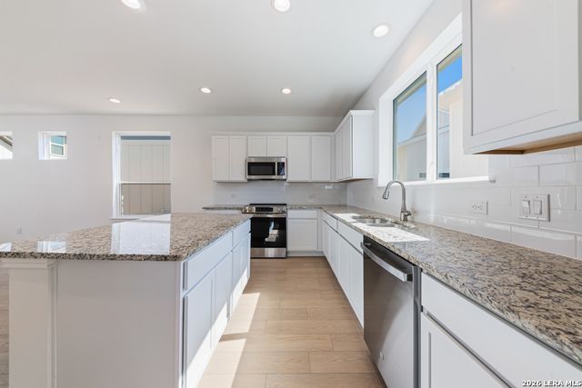 2150 Hofstaat # 77, New Braunfels, TX 78130