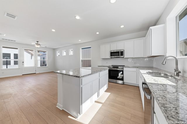 2150 Hofstaat # 77, New Braunfels, TX 78130