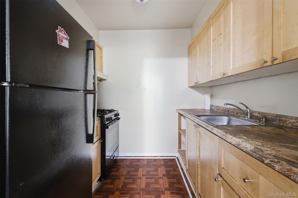 2000 Mapes Avenue, Bronx, NY 10460 — photo 5