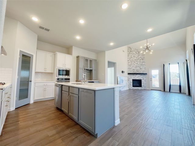 816 Brenham Avenue, Celina, TX 75009