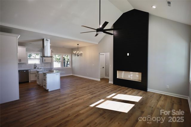 901 E Church Street, Cherryville, NC 28021