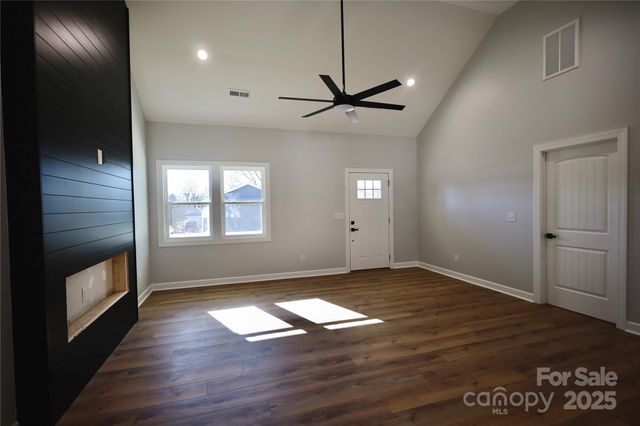 901 E Church Street, Cherryville, NC 28021