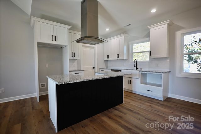 901 E Church Street, Cherryville, NC 28021