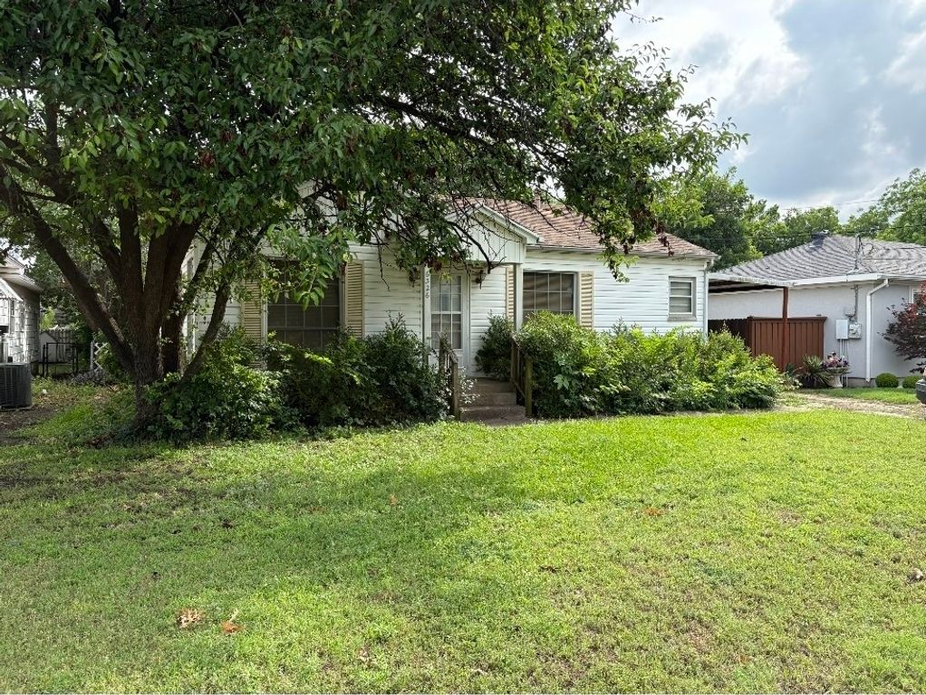 6326 Petain Avenue, Dallas, TX 75227
