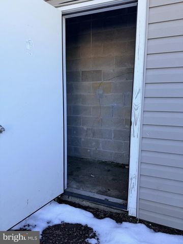 21 LOCUST CT, Sicklerville, NJ 08081