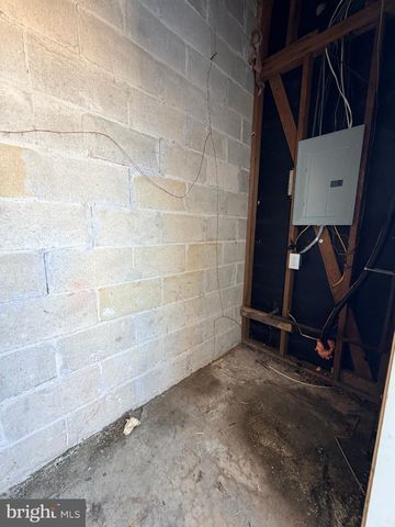 21 LOCUST CT, Sicklerville, NJ 08081