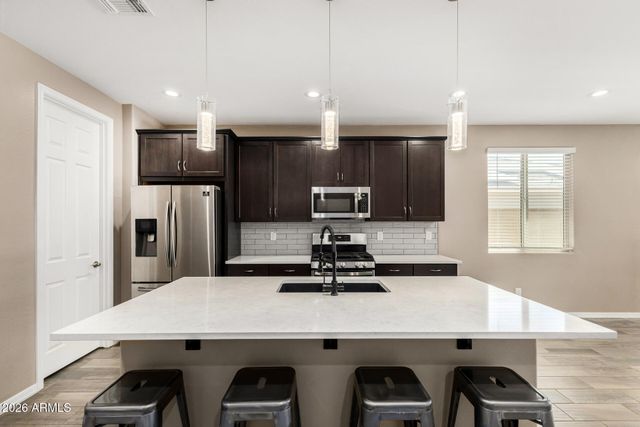 13335 W BRILES Road, Peoria, AZ 85383