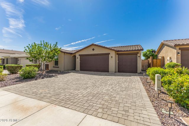 13335 W BRILES Road, Peoria, AZ 85383