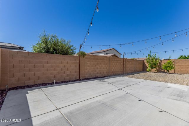 13335 W BRILES Road, Peoria, AZ 85383
