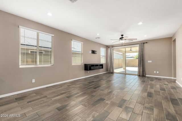 13335 W BRILES Road, Peoria, AZ 85383