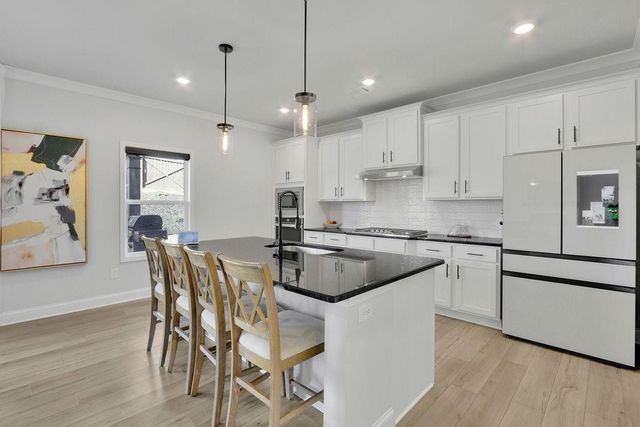 1682 Dover Creek Lane, Lawrenceville, GA 30045