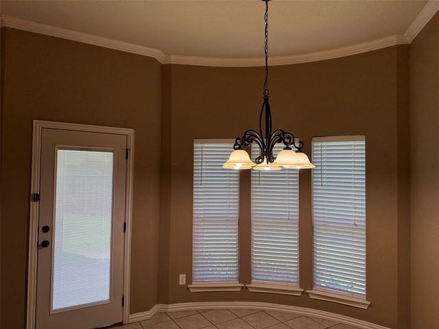2207 Canterbury Drive, Mansfield, TX 76063