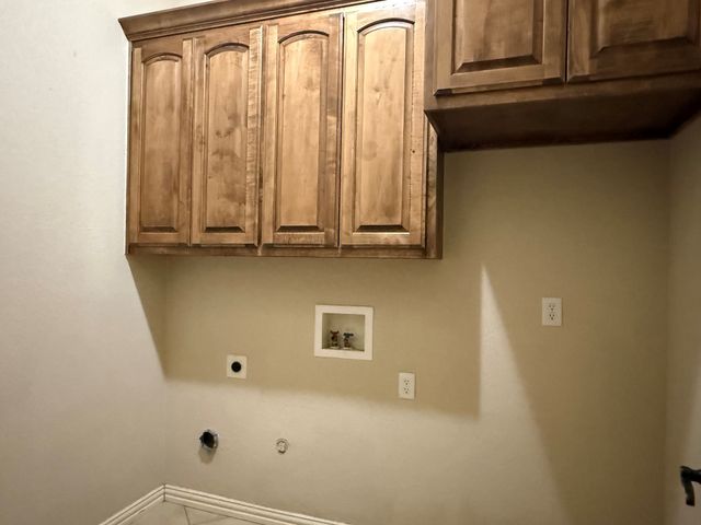2207 Canterbury Drive, Mansfield, TX 76063
